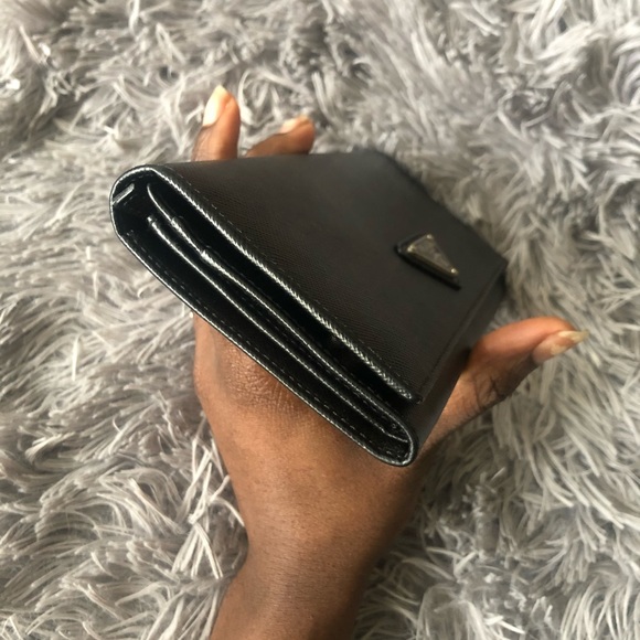 Prada Black Saffiano Plaque Long Wallet - Picture 4 of 12